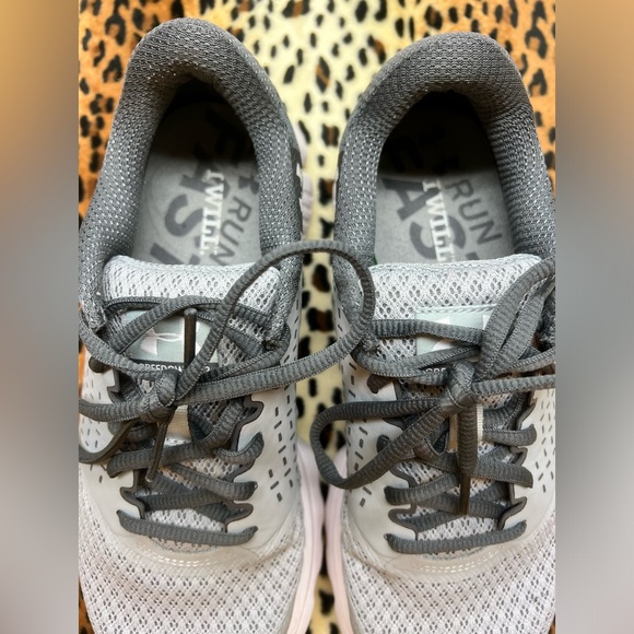 Under Armour Micro G Press Women's Training Shoes sz 8 EUC - Picture 5 of 10